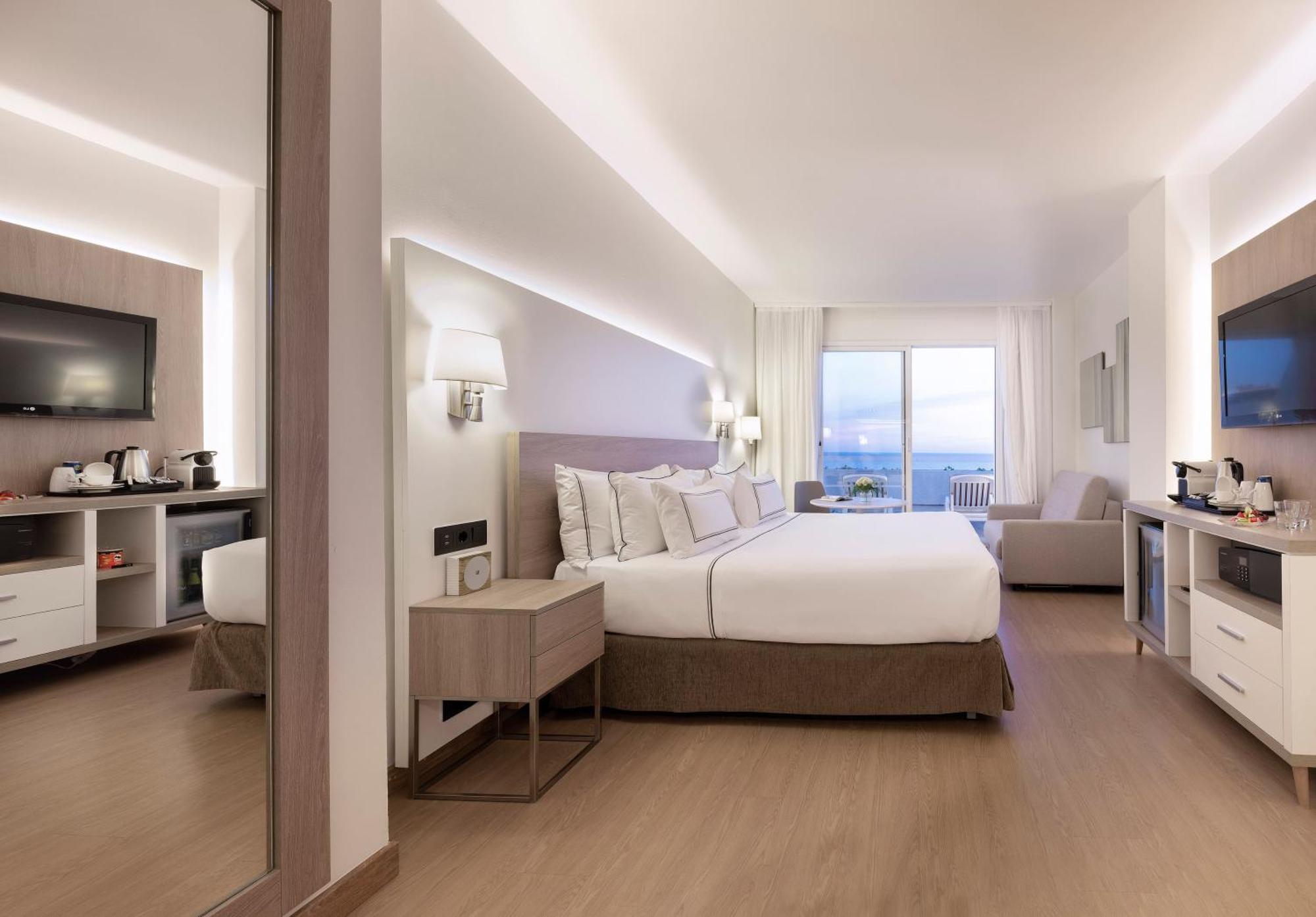 Junior Suite Familiare (2 Adulti + 2 Bambini)